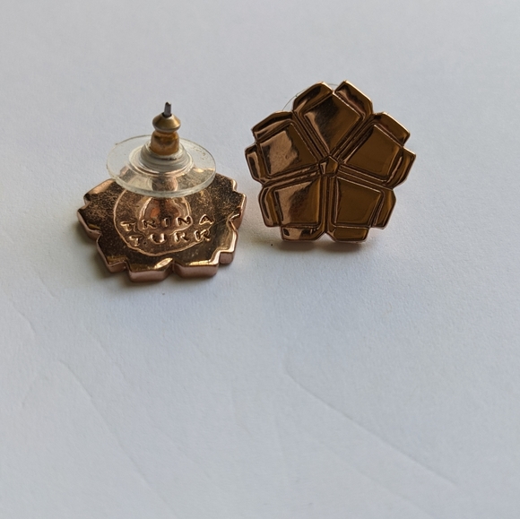 Trina Turk Icon Stud Earrings - Picture 2 of 2